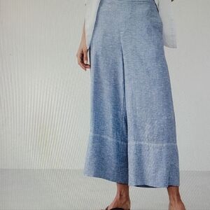 Banana Republic Factory Size M Light Blue Wide-Leg Cropped Pants Size M
